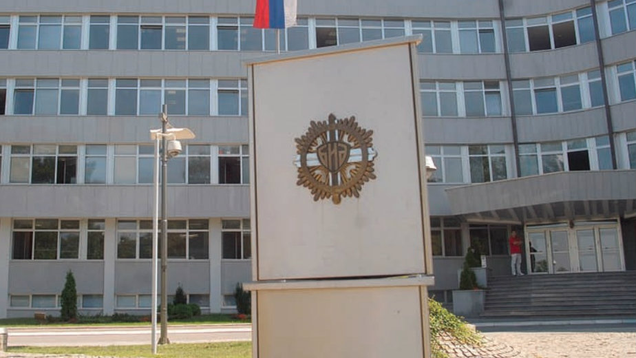 Vučić od službi napravio estradu 1