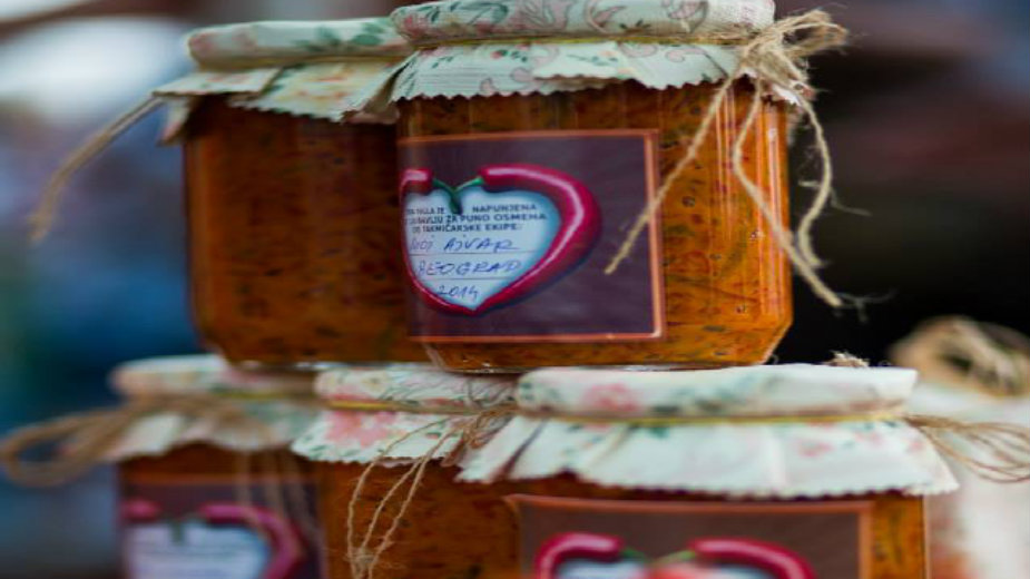 "Izađi mi na teglu" od 25. avgusta 1 "Izađi mi na teglu" od 25. avgusta 1