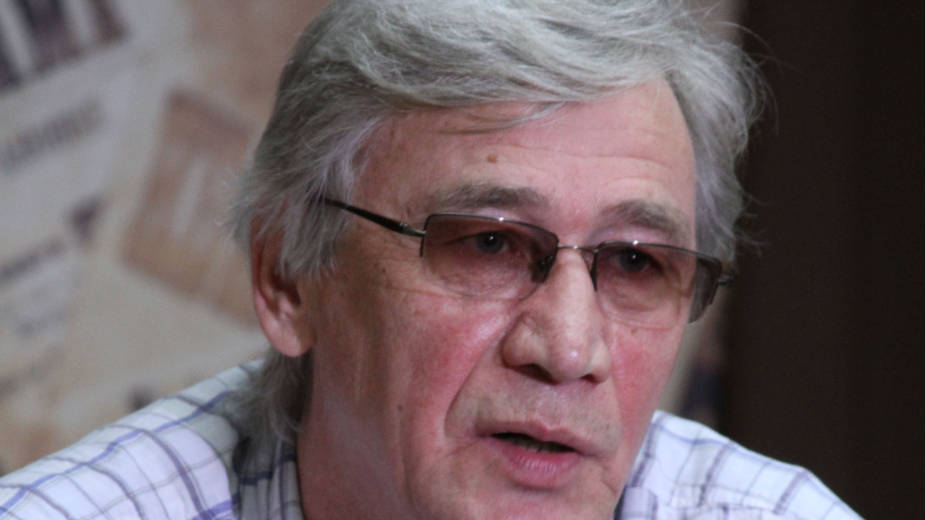 Kako nastaje mit? 1 Kako nastaje mit? 1