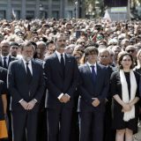 Španski kralj odao poštu žrtvama napada 15