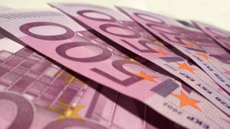 Evro nadomak nivoa od 1,20 dolara 1