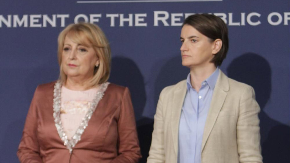 Brnabić: Olakšati život roditeljima 1