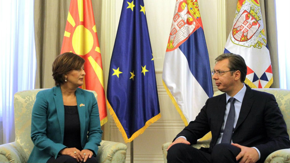 Vučić sa ambasadorkom Makedonije: Zaevu poziv za zajedničku sednicu 1