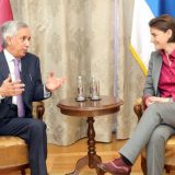 Brnabić: Nastavljamo dijalog za rešenje katarske krize 11