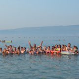 Deca iz kosovskih enklava prvi put na moru 5