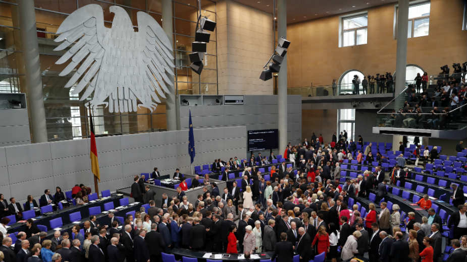 Svaki četvrti nemački poslanik ima dodatne prihode 1