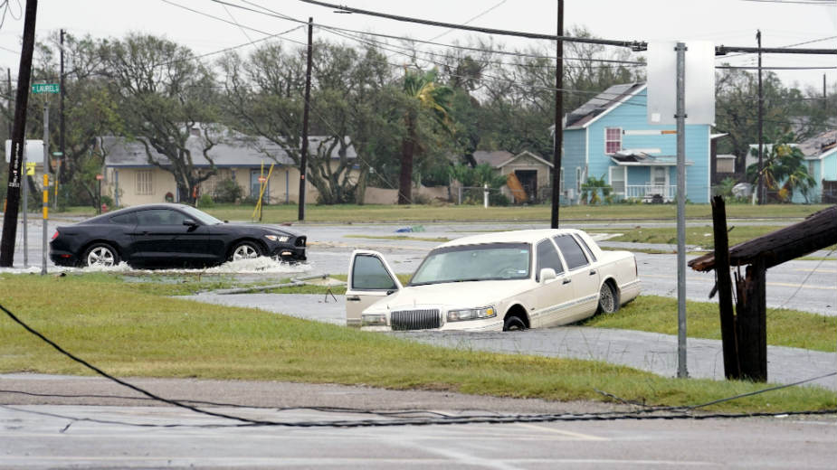 Dve žrtve uragana u Teksasu, desetine nestalih 1