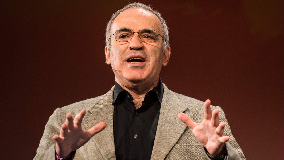 Kasparov: Ukrajina je za Putina ono što je Poljska bila za Staljina 1