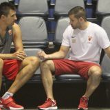 Celo leto bilo je radno 11