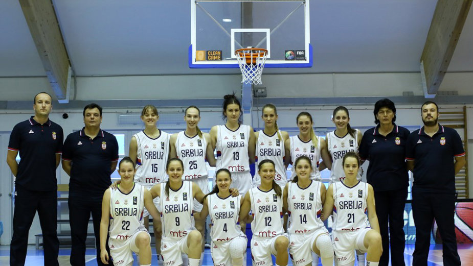 Mlade košarkašice osvojile srebro 1 Mlade košarkašice osvojile srebro 1