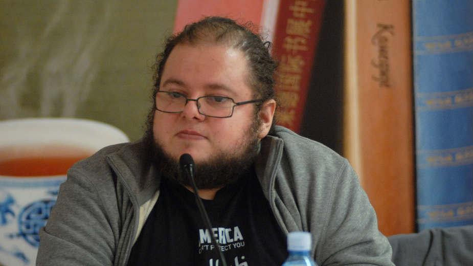 Dimitrije Vojnov: Karadžić je filmski intrigantniji od Izetbegovića 1