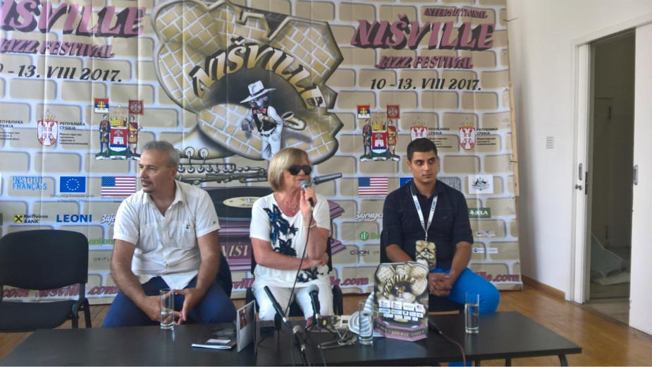 Džeziranje na plus 40 1