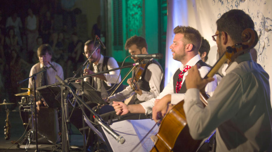 Jedinstveni simfonik flamenko 1 Jedinstveni simfonik flamenko 1