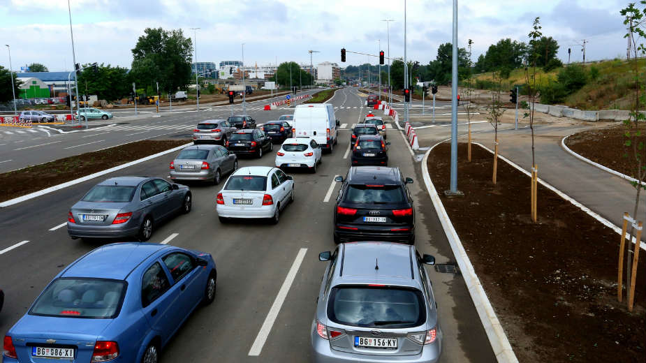 Građani Bloka 4 blokirali ulicu Tošin bunar (VIDEO) 1