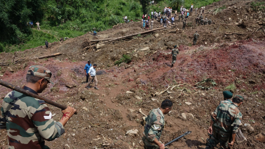 U Indiji u odronima poginulo 45 ljudi 1