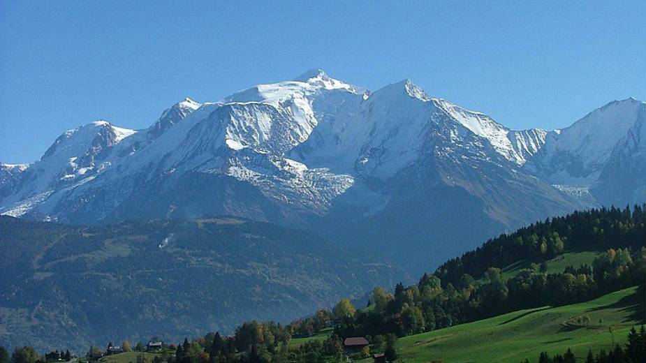 Pet planinara poginulo na Alpima 1