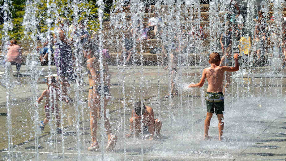 Kako se Evropljani bore sa vrućinama? (FOTO) 5