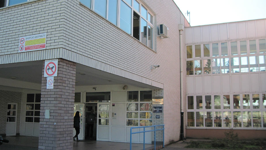Vesić: Rekonstruisane škole 1
