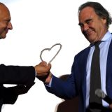 Stoun: Putin nas podseća da je situacija postala opasna 10