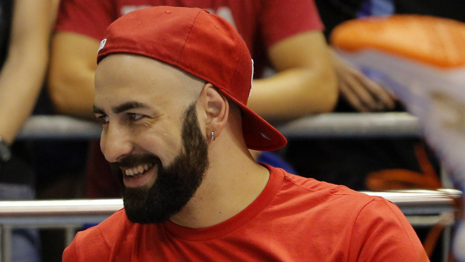 Pomoći ću i na parketu i sa klupe 1