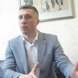 Obradović: Sprečiti gašenje škola 1