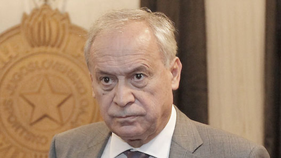 Milorad Vučelić: Levičar na visokoj nozi 1