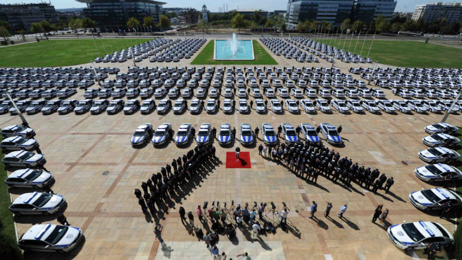 Novih 710 vozila za MUP 1