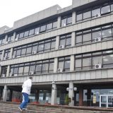 Da li je akademiji mesto u Ustavu 1