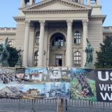 "Zid plača" neprimeren, nepristojan i nedostojan 11