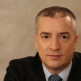 Lažni mit o jednoj koloni 1