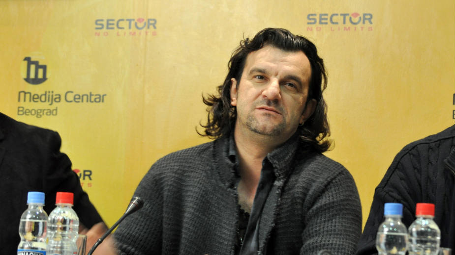 Aleksandar Vuksanović: Pevač sa optužnice 1