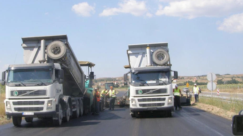 Drobnjakova "sledeća nedelja" prošla, a autoput i dalje stoji prazan 1