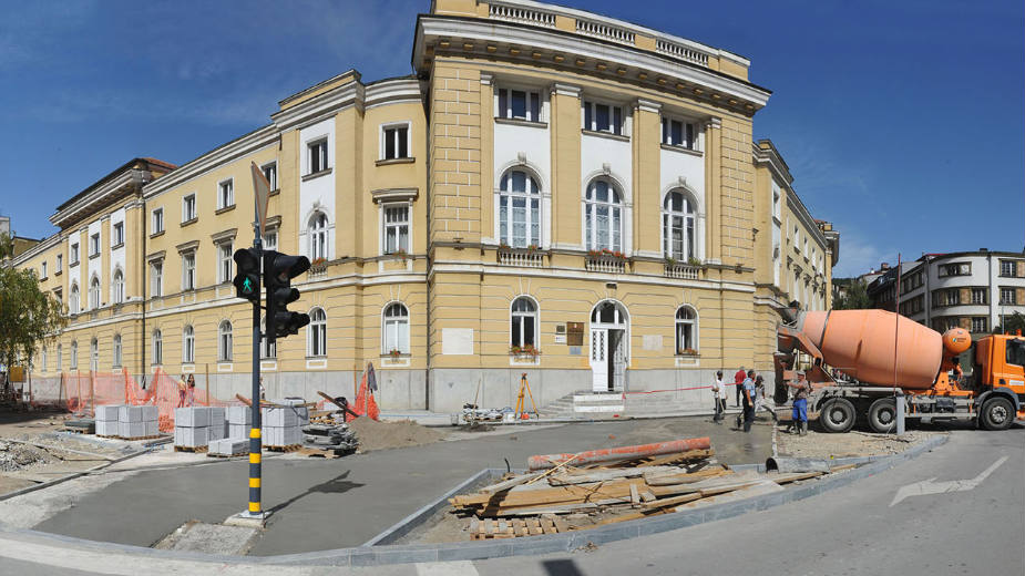 Ničim zaslužena Sklavkova slava 1