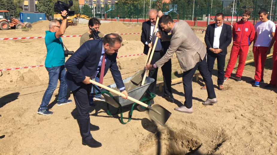 Kamen temeljac za sportsku halu na Srebrnom jezeru 1