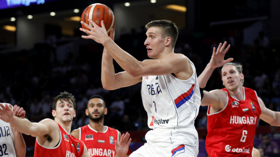 Košarkaši Srbije igraju večeras protiv Italije 1