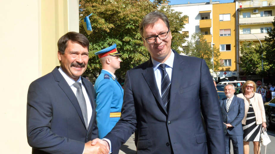 Vučić: Najbolji odnosi sa Mađarima u istoriji 1