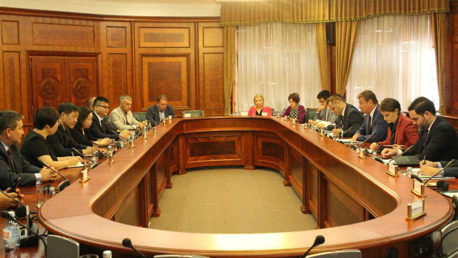 Brnabić: Kineze zanima Ikarbus 1