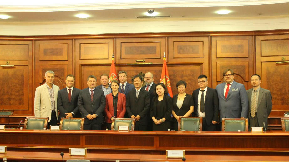 Brnabić: Srbija zainteresovana za razvoj ekonomskih odnosa sa Japanom 1