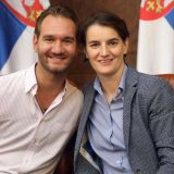 Vujičić drži motivacioni govor ministrima 2