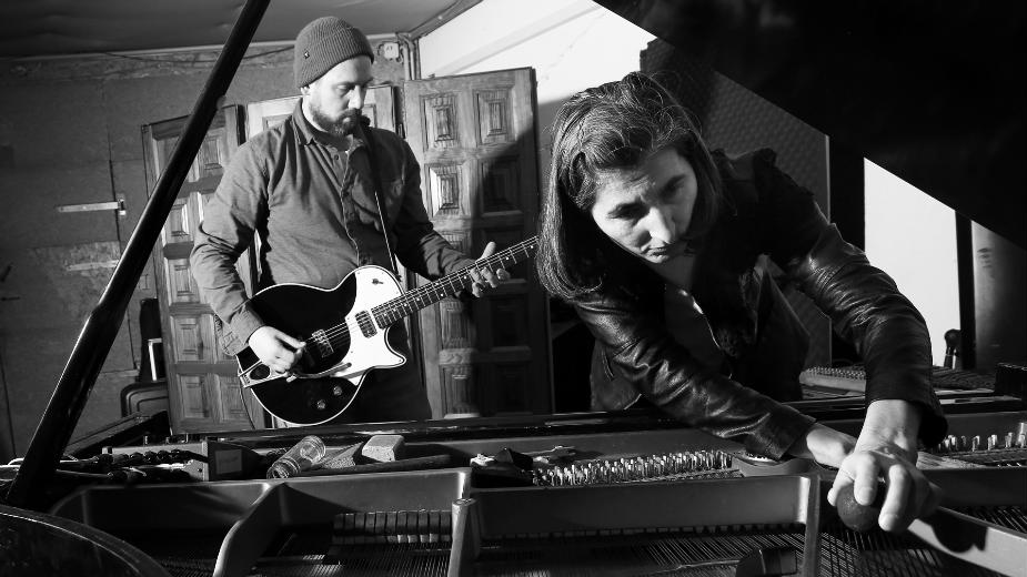 Kolarac u akciji promocije nove muzike 1 Kolarac u akciji promocije nove muzike 1