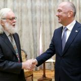 Slavni fizičar u poseti Vladi Republike Srbije 12