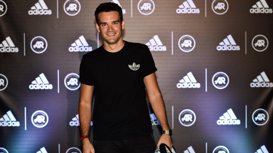 Osnovan Adidas Runners Beograd 3