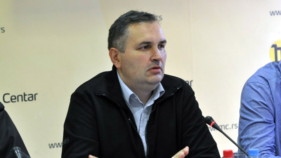 Ispred Vlade protest zaposlenih u javnim službama 1