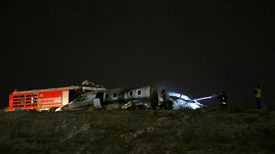 Izgoreo avion u Istanbulu 1