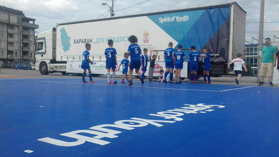 Gojković otvorila manifestaciju Karavan „Duh mladosti“ 1