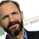 Vučić sutra uručuje pasoš Rejf Fajnsu 6