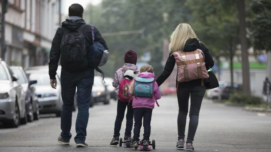 Eurostat: Kada mladi u EU napuštaju roditelje? 1