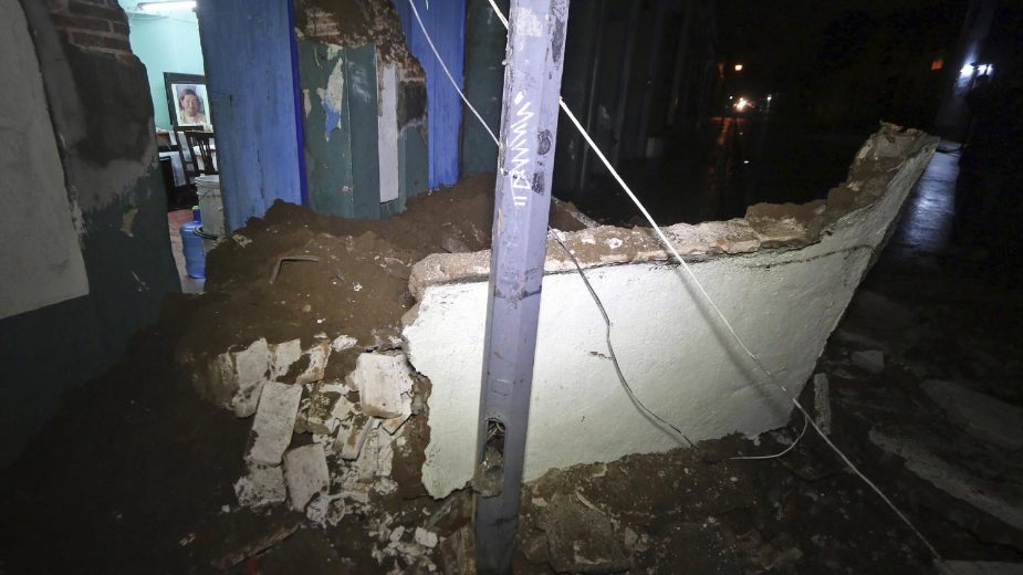 Zemljotres od 8 stepeni i cunami pogodili Meksiko, 32 mrtvih 2