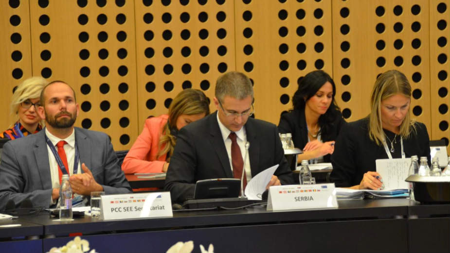 Stefanović: Srbija partner protiv kriminala 1