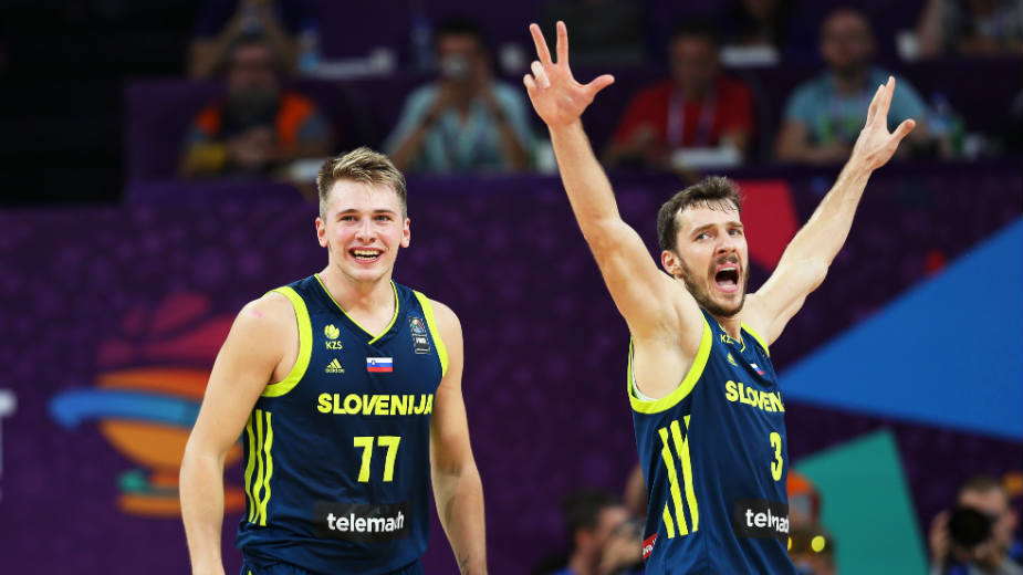 Slovenija prvi finalista Eurobasketa 1